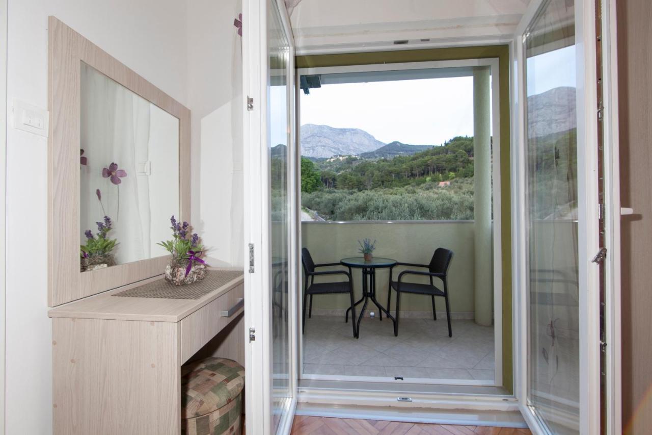 Apartmani Iva Tucepi Bagian luar foto