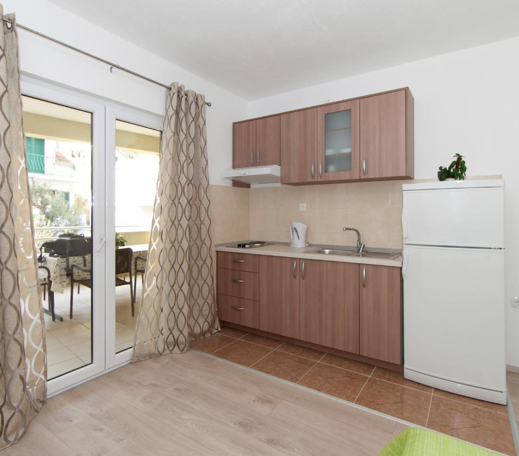 Apartmani Iva Tucepi Bagian luar foto
