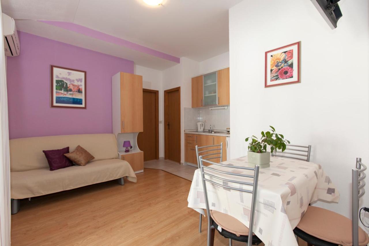 Apartmani Iva Tucepi Bagian luar foto