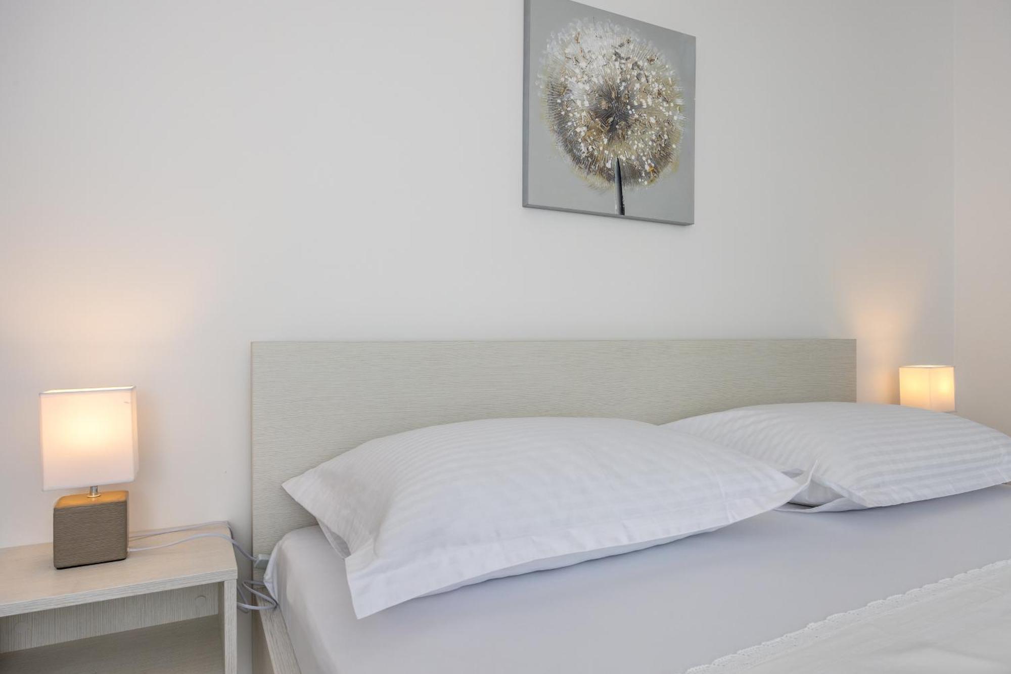 Apartmani Iva Tucepi Bagian luar foto